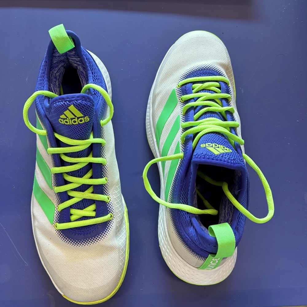 Men’s 8.5 Adidas Bounce